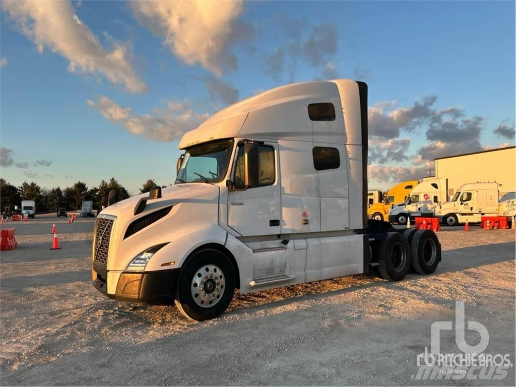 Volvo VNL760 Naudoti vilkikai
