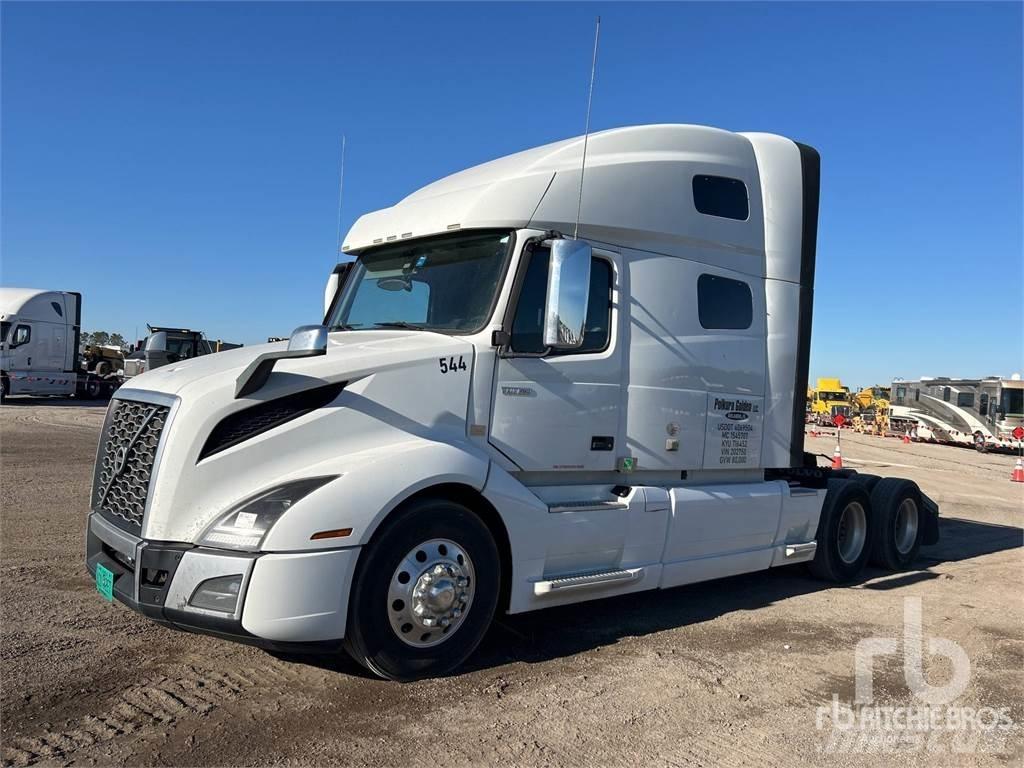 Volvo VNL760 Naudoti vilkikai