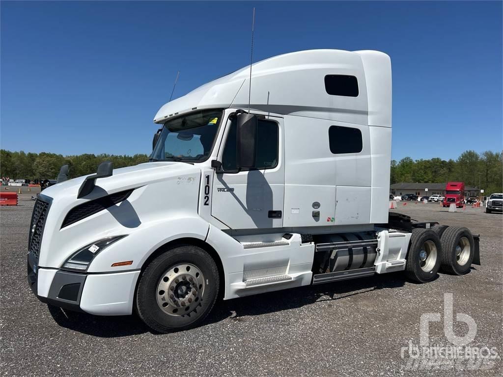 Volvo VNL760 Naudoti vilkikai
