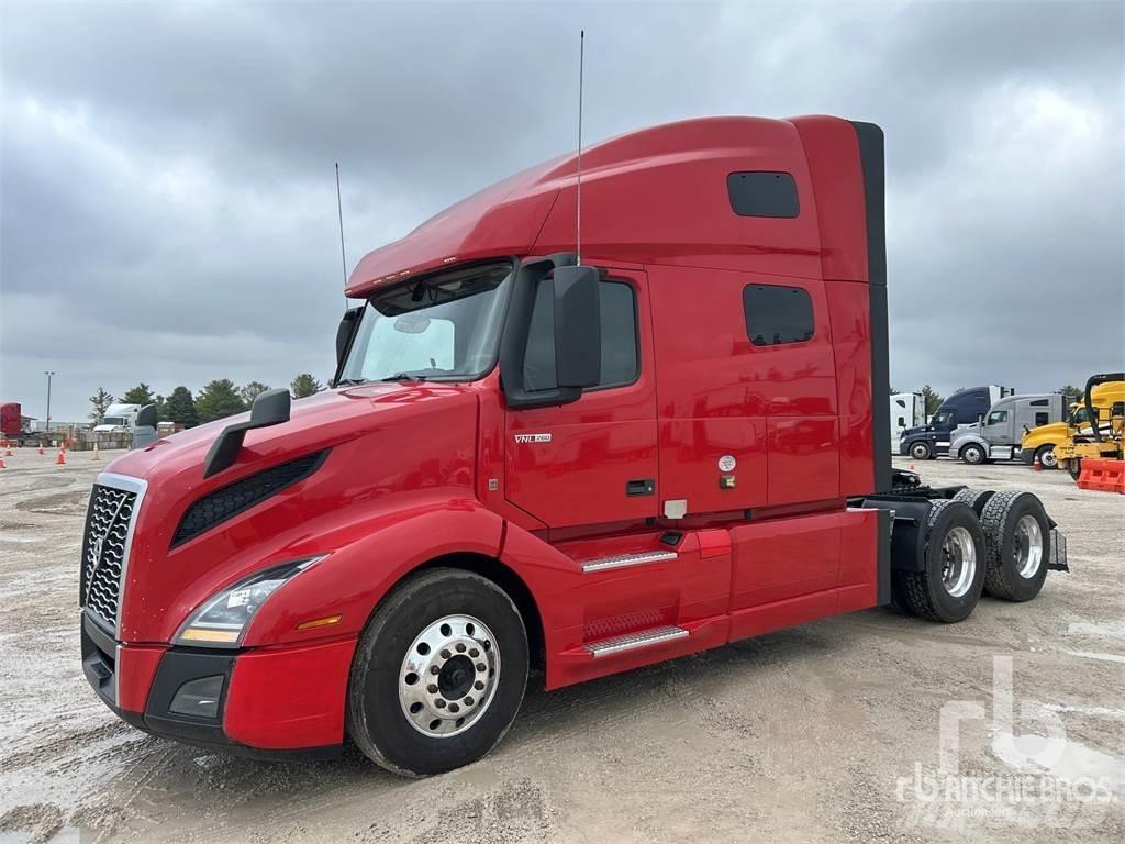 Volvo VNL760 Naudoti vilkikai