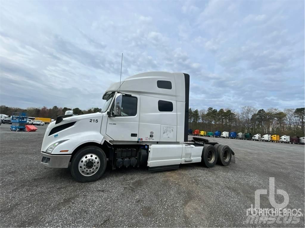 Volvo VNL760 Naudoti vilkikai