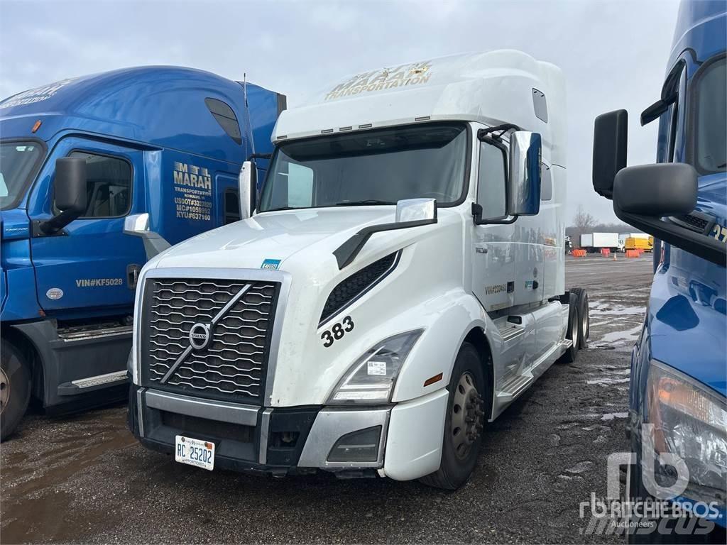 Volvo VNL760 Naudoti vilkikai