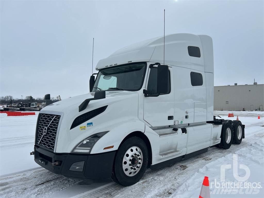 Volvo VNL760 Naudoti vilkikai