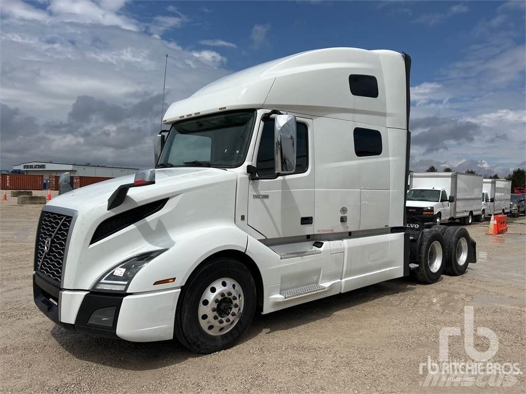 Volvo VNL760 Naudoti vilkikai