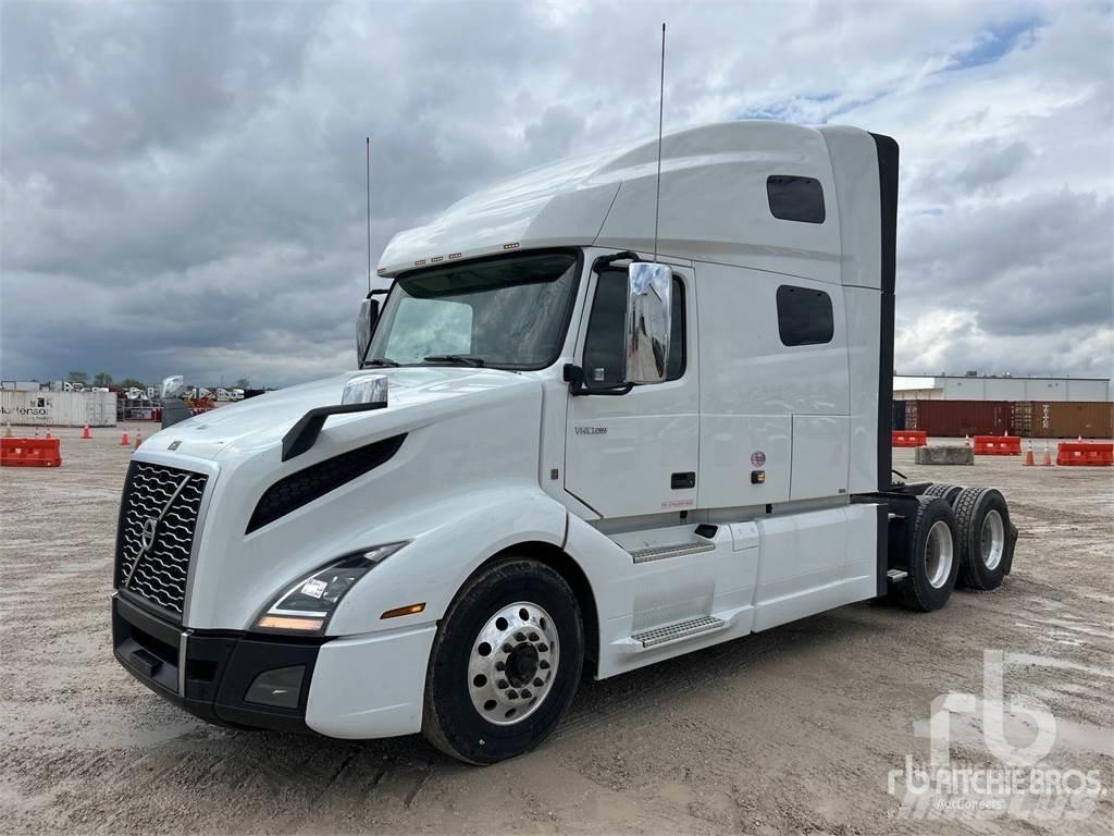 Volvo VNL760 Naudoti vilkikai