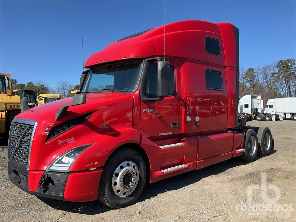 Volvo VNL860 Naudoti vilkikai