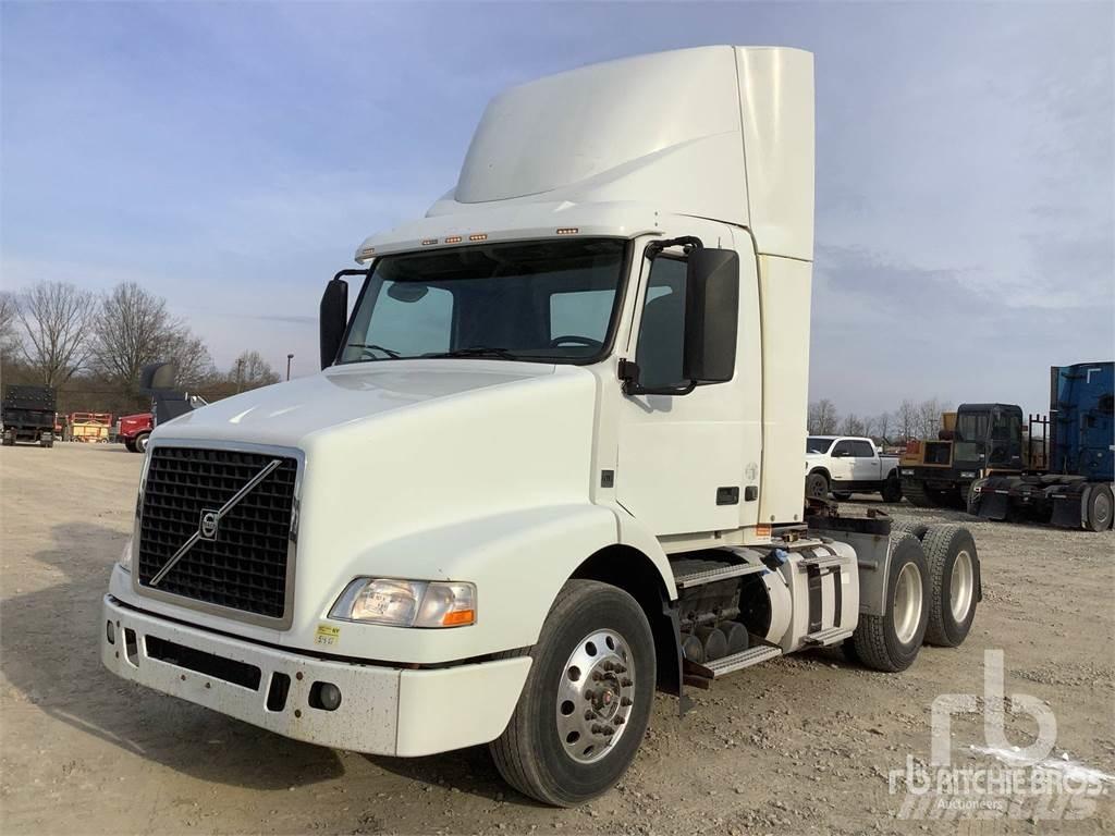 Volvo VNM Naudoti vilkikai