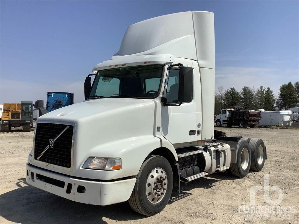 Volvo VNM Naudoti vilkikai