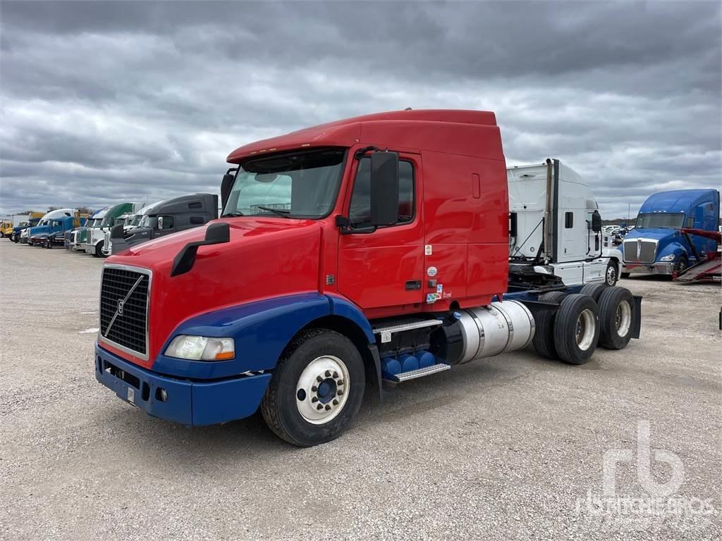 Volvo VNM Naudoti vilkikai