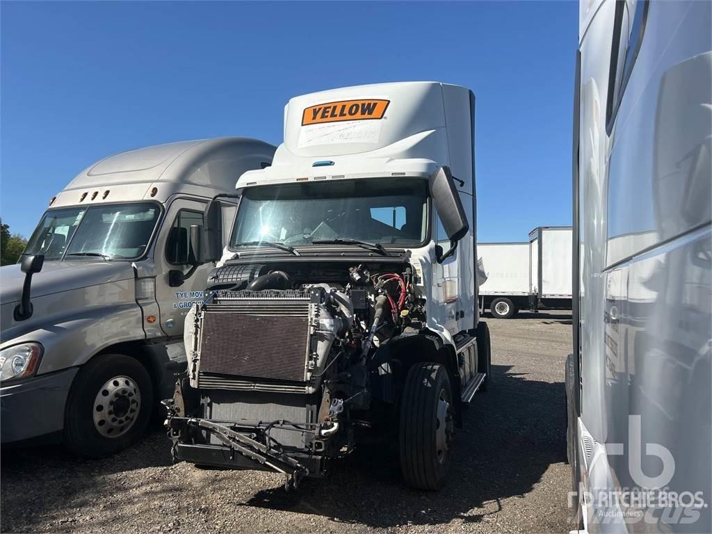 Volvo VNR Naudoti vilkikai