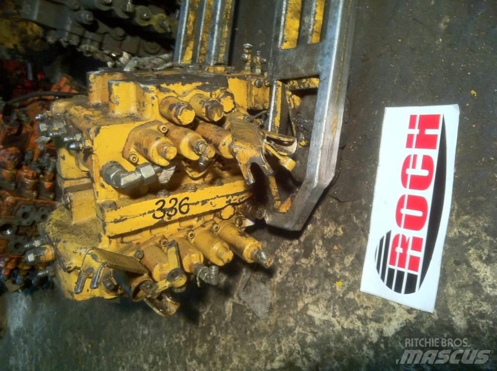 Komatsu 9Y14N - 9 SEKCYJNY Hidraulikos įrenginiai