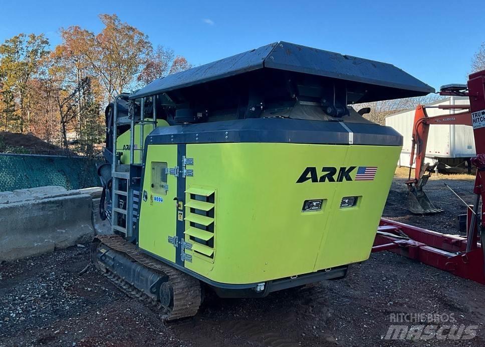 Ark K-JC704 Priedai
