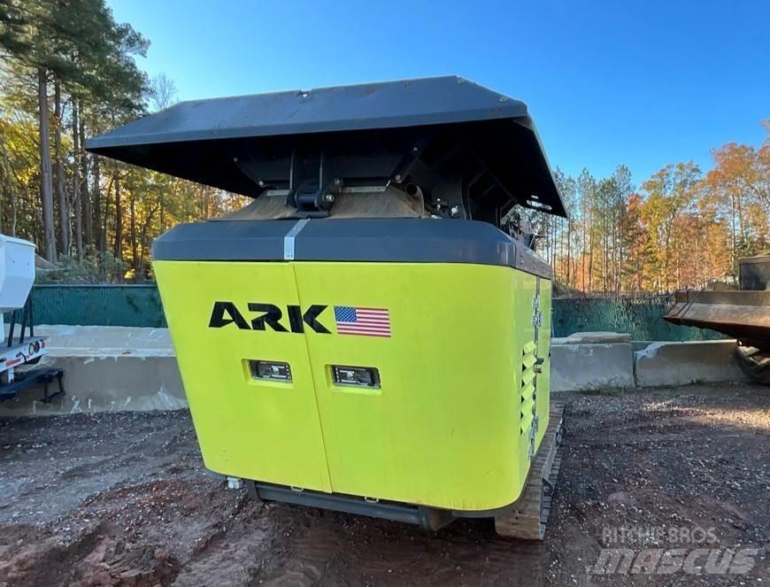 Ark K-JC704 Priedai