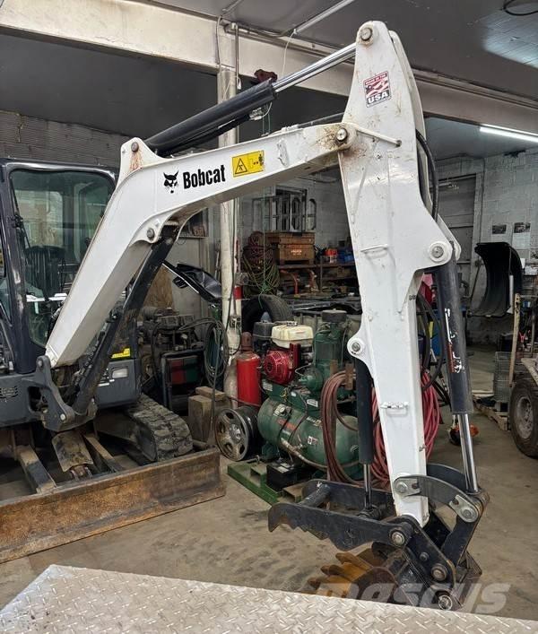 Bobcat E35I Vikšriniai ekskavatoriai