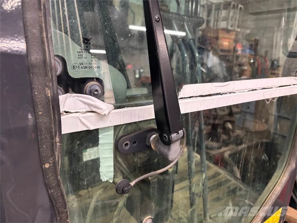 Bobcat E35I Vikšriniai ekskavatoriai