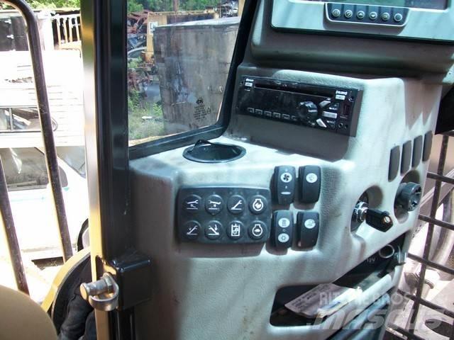 CAT 559D Miško technika - Kita