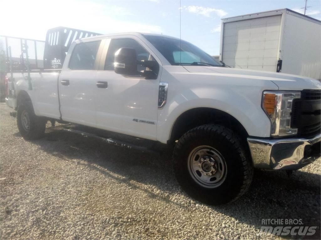 Ford F250 Pikapai / Bortiniai sunkvežimiai