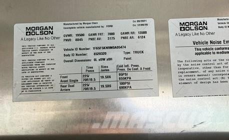 Ford P1000 F59 Sunkvežimiai su dengtu kėbulu