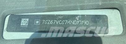 GMC Savana 4500 Sunkvežimiai su dengtu kėbulu