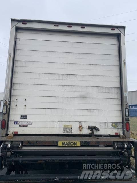 Hino 268 Sunkvežimiai su dengtu kėbulu