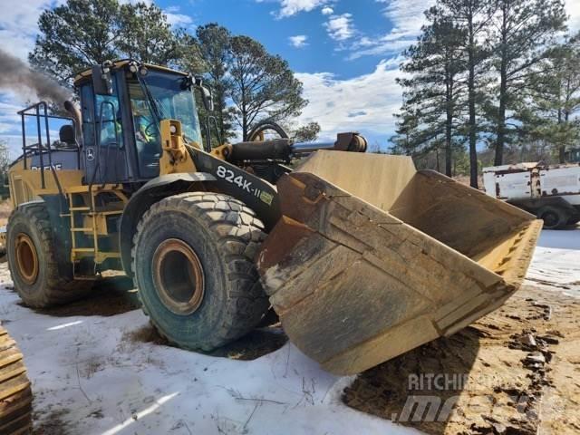 John Deere 824K Naudoti ratiniai krautuvai