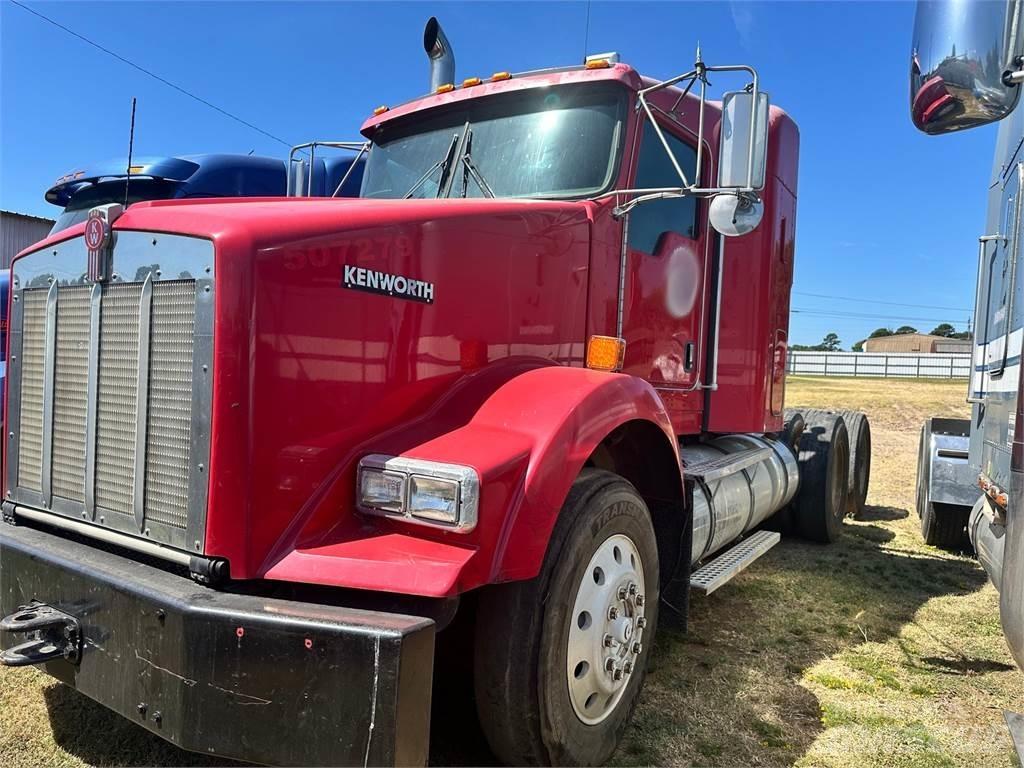Kenworth T800 Naudoti vilkikai