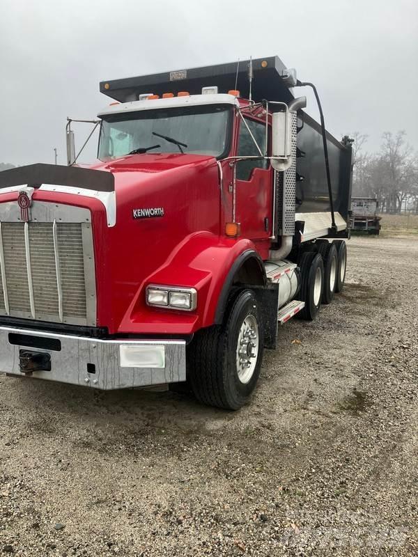 Kenworth T800 Savivarčių priekabų vilkikai