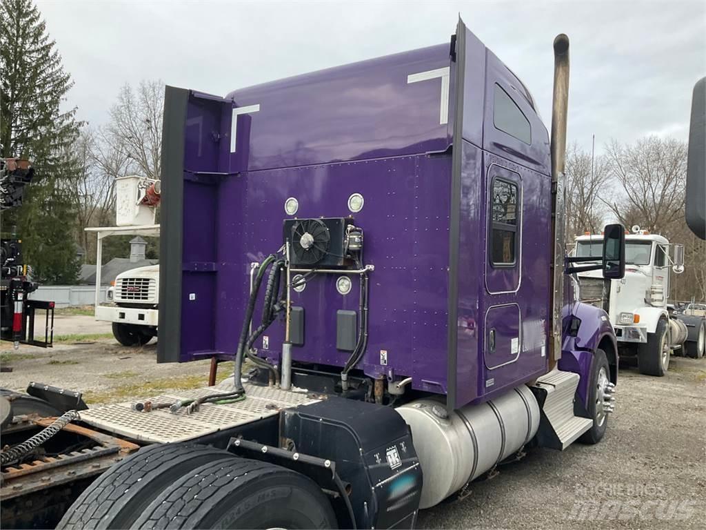 Kenworth T880 Naudoti vilkikai