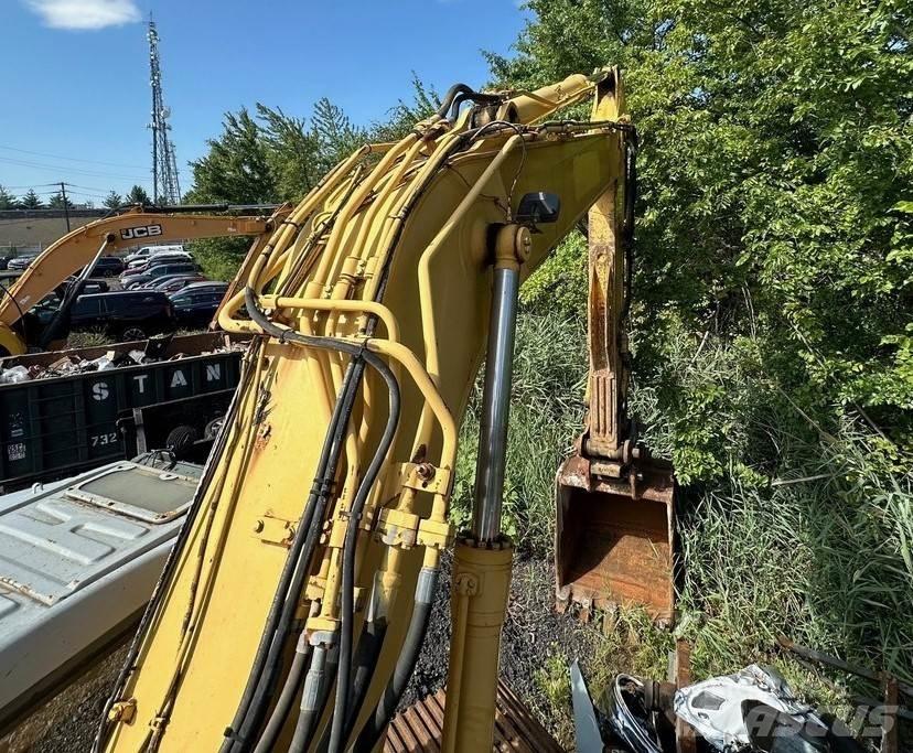 Komatsu PC308US Vikšriniai ekskavatoriai