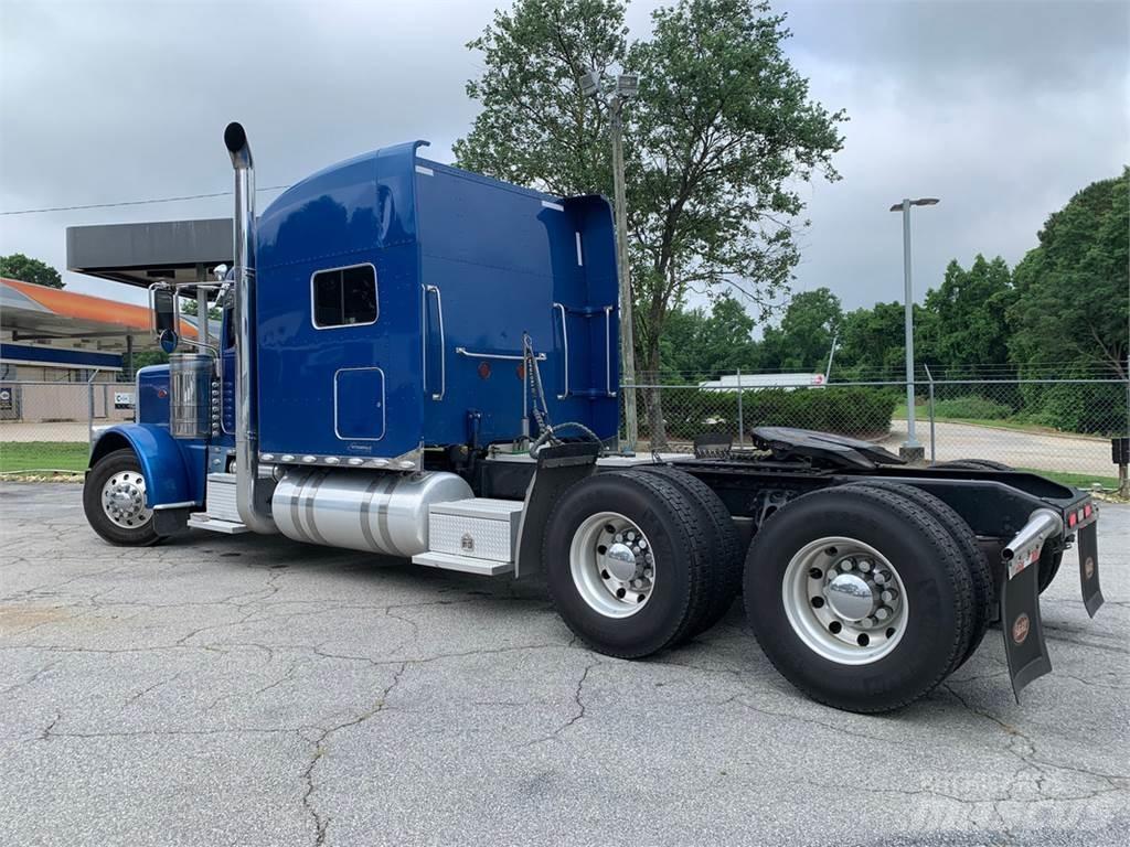 Peterbilt 389 Naudoti vilkikai