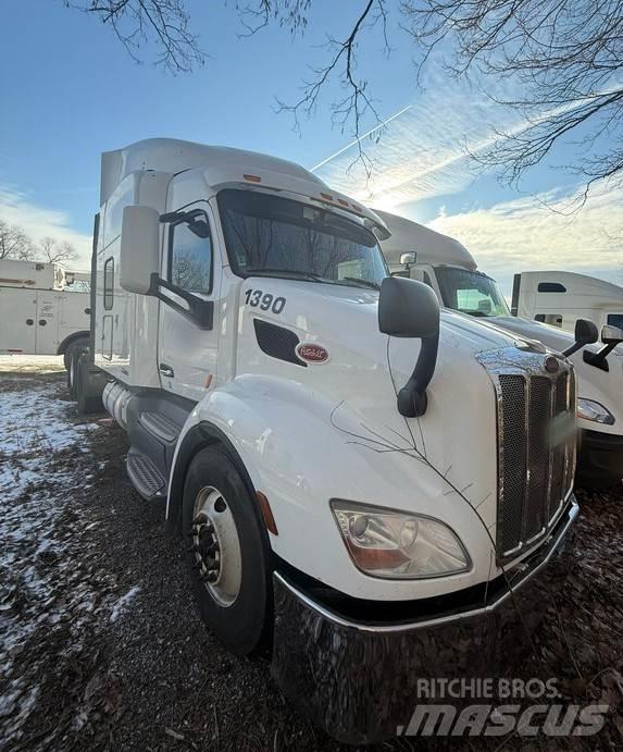 Peterbilt 579 Naudoti vilkikai