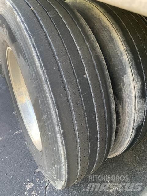 Utility VS2RA Autovežių priekabos