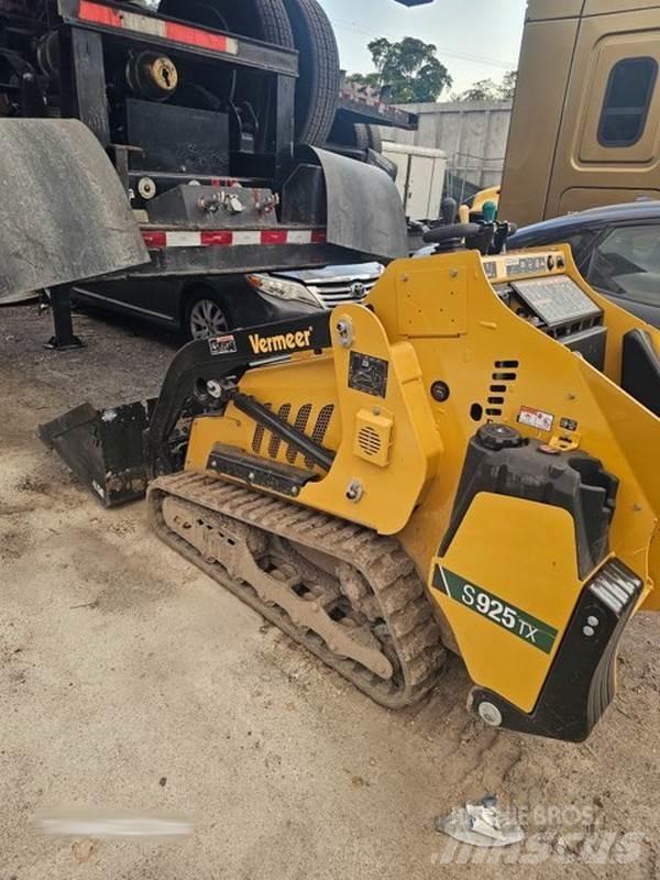 Vermeer S925TX Krautuvai su šoniniu pasukimu