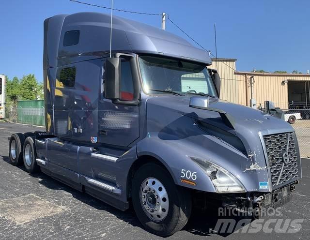 Volvo VNL 760 Naudoti vilkikai