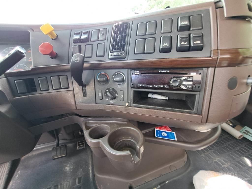 Volvo VNL64 T300 Naudoti vilkikai