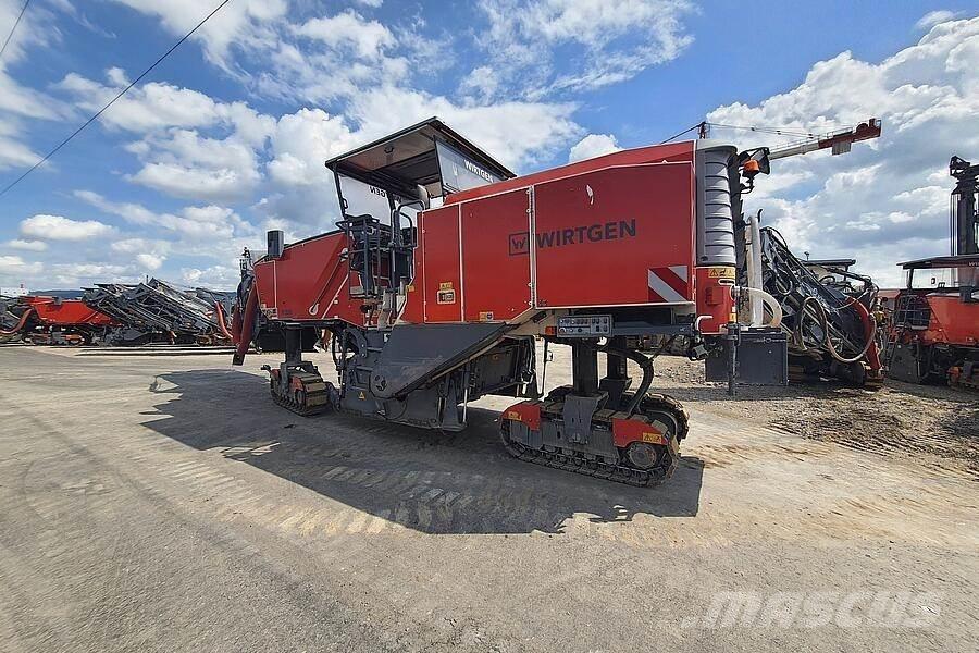 Wirtgen W 220 Asfalto šalto frezavimo technika