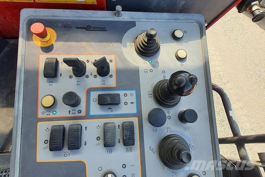 Wirtgen W 250 Asfalto šalto frezavimo technika