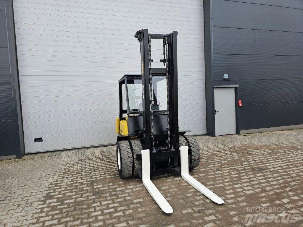 Yale GDP40LF Dyzeliniai krautuvai