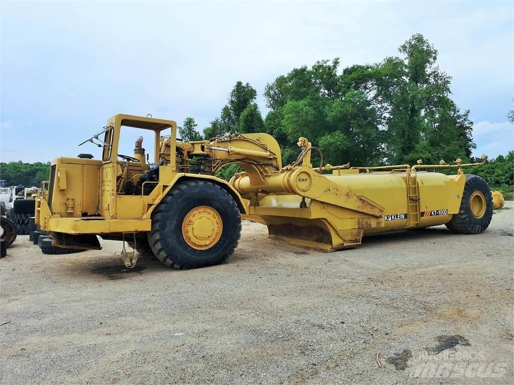 CAT 631D Vandens sunkvežimiai