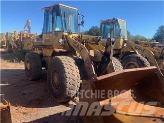 CAT 926E Naudoti ratiniai krautuvai