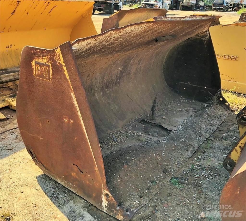 CAT  962G Kaušai