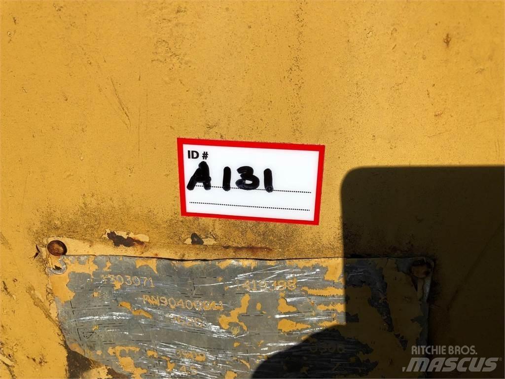 CAT  962G Kaušai