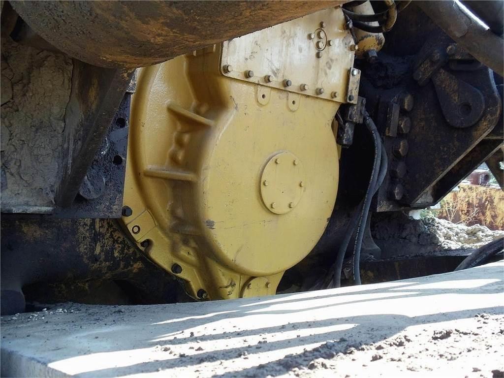 CAT D10N Vikšriniai buldozeriai