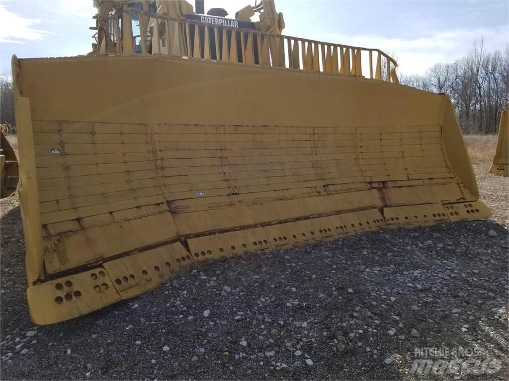 CAT D11N Vikšriniai buldozeriai