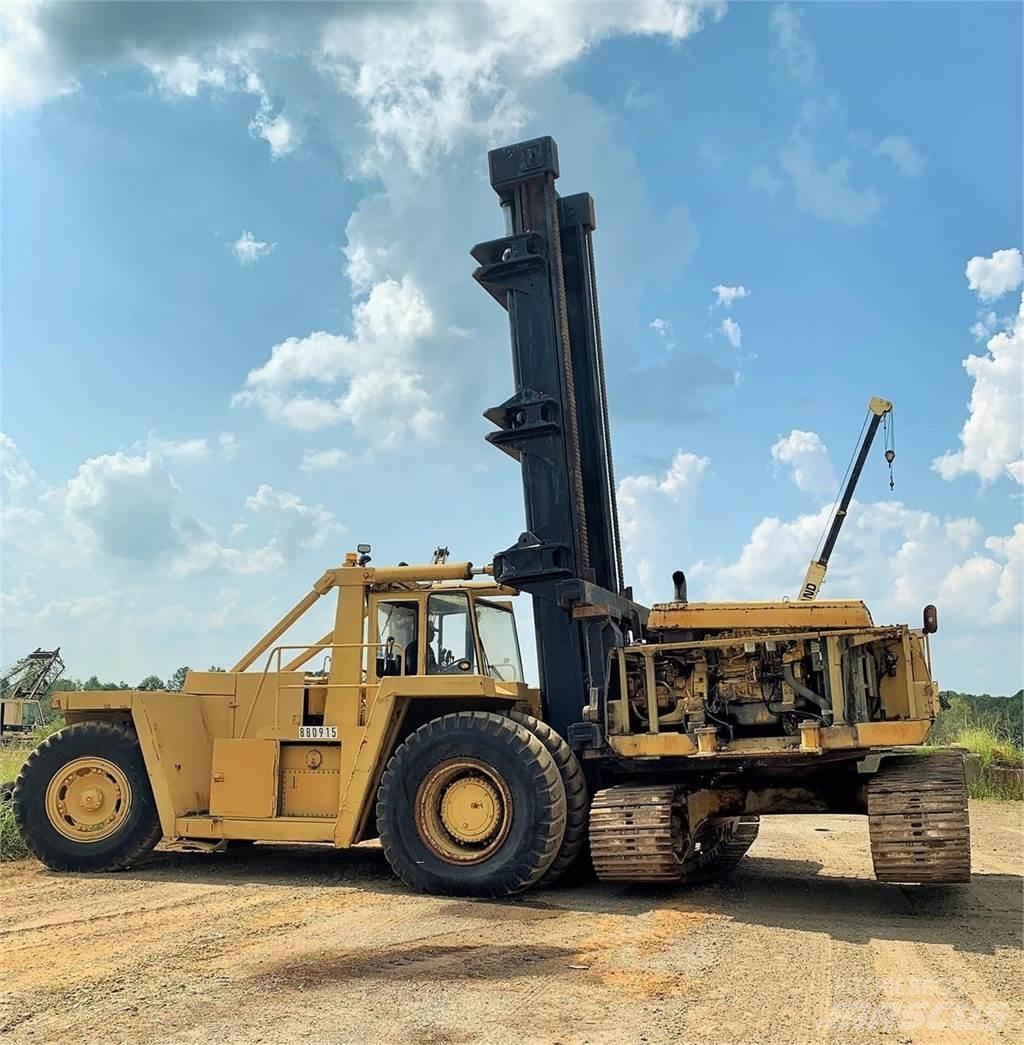 CAT V900 Dyzeliniai krautuvai