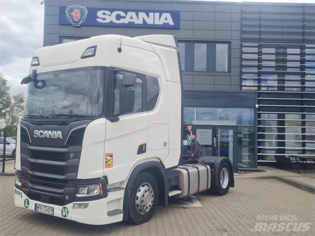Scania R530 V8 Naudoti vilkikai