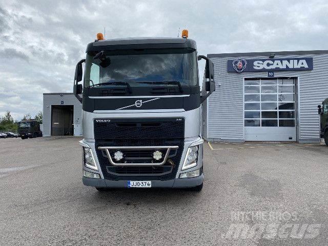 Volvo FH 13 6x4 Naudoti vilkikai