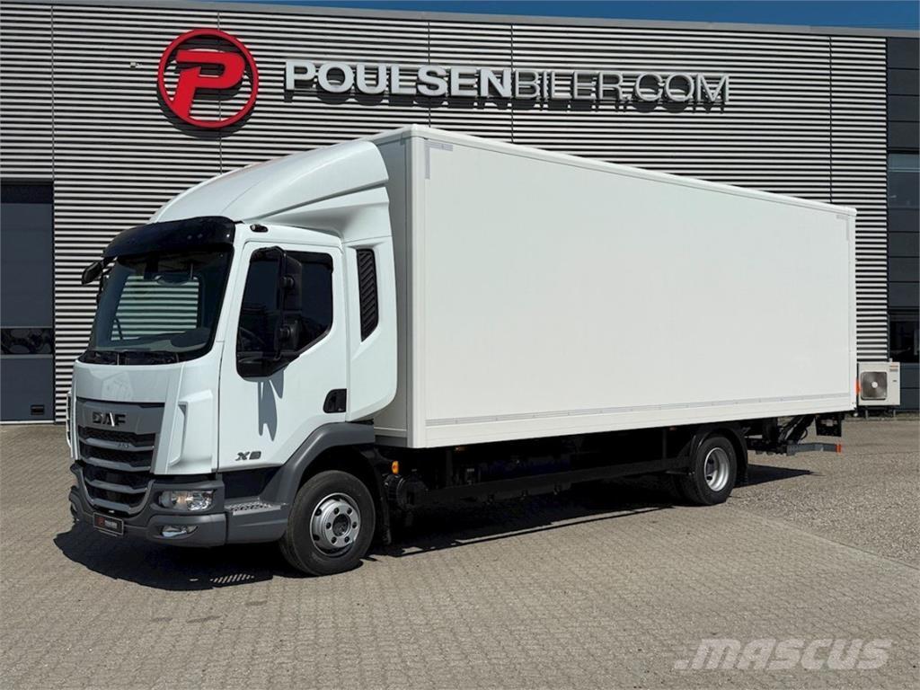 DAF XB230 med lift Sunkvežimiai su dengtu kėbulu