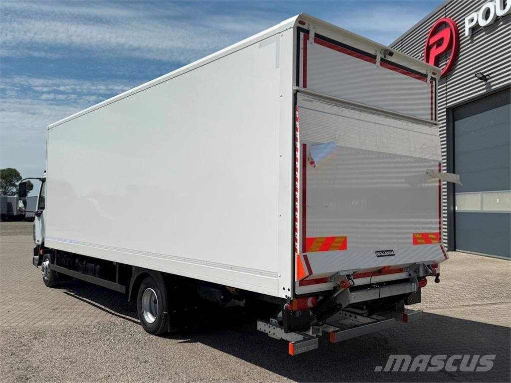 DAF XB230 med lift Sunkvežimiai su dengtu kėbulu