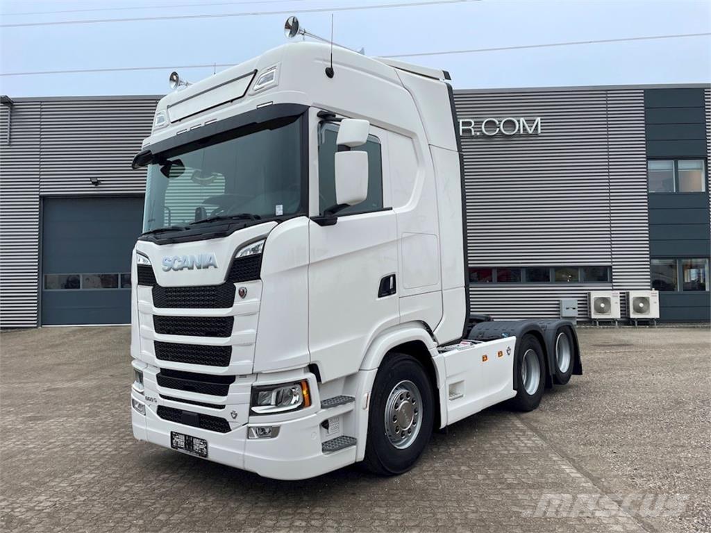 Scania S660 Naudoti vilkikai